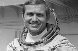 11 апреля родился наш земляк, лётчик-космонавт, Герой Советского Союза Анатолий Николаевич Березовой 
